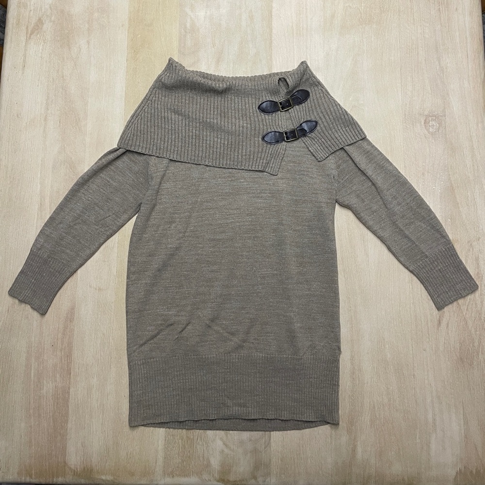 Kenneth Cole reaction brown sweater
